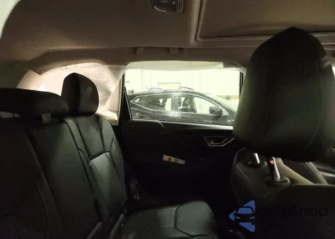 2020 Subaru Forester Limited z USA, uszkodzony, nr VIN JF2SKAUC1LH589953